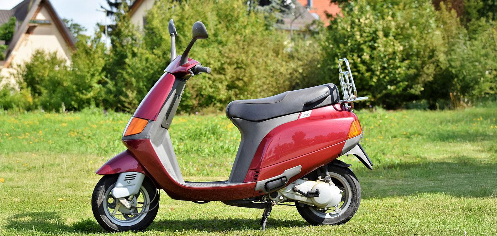 Best 150cc Bikes & Scooters: Mileage + Power Combined