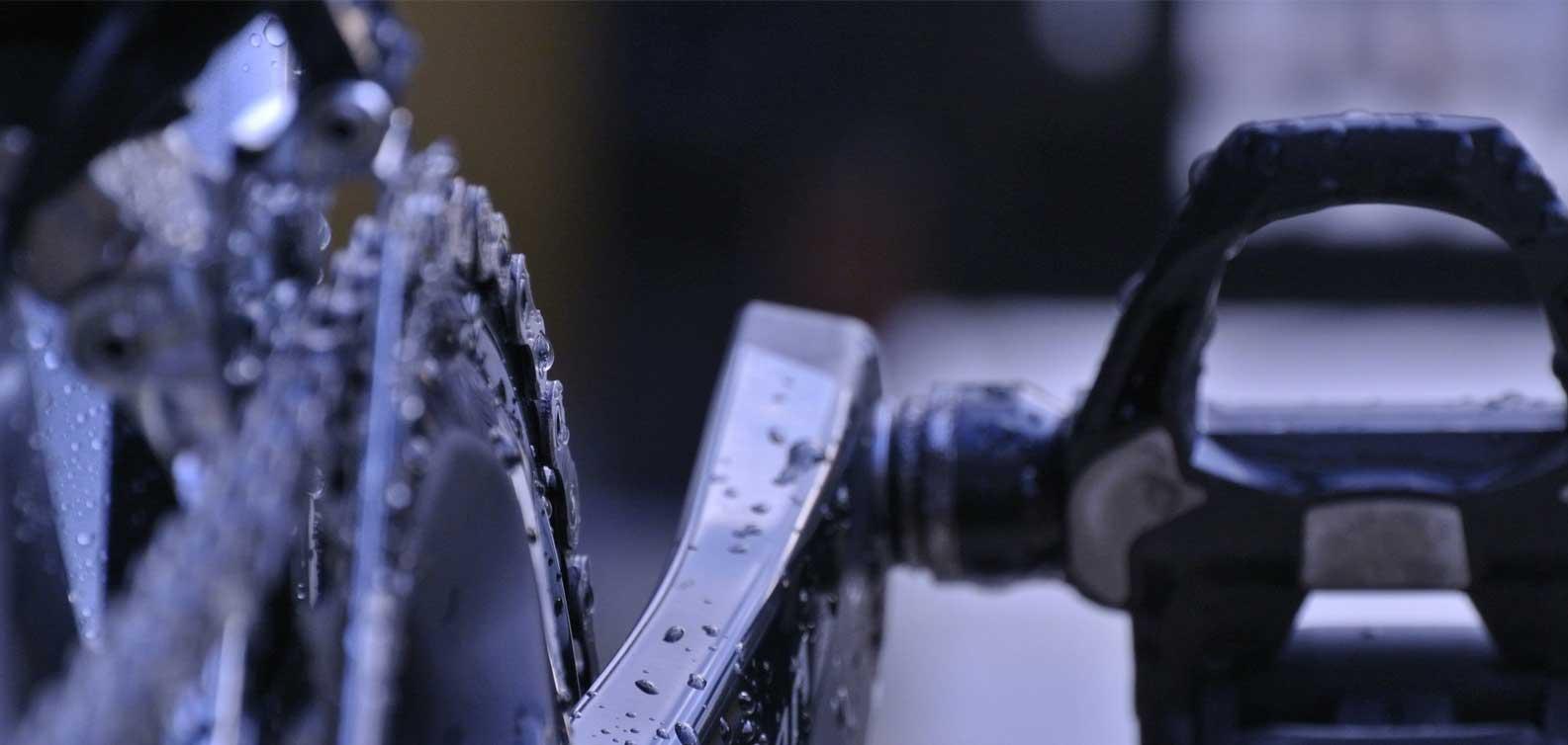 liquid cooled engine bikes