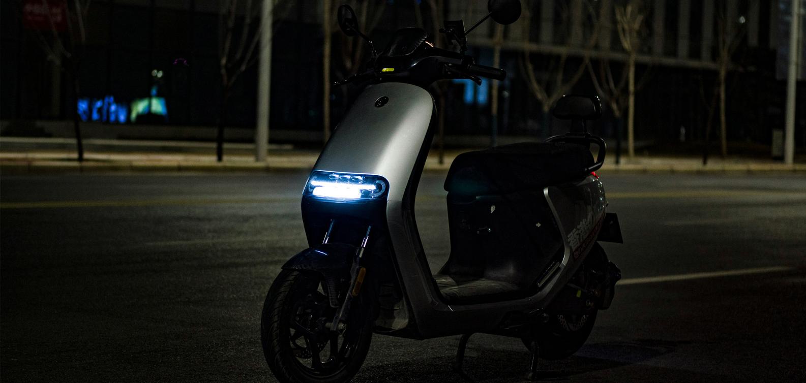 400 km range electric scooter in india