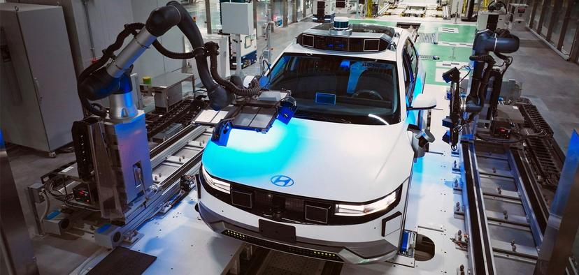 India’s EV Market Crosses 1 Million Sales in FY 2025